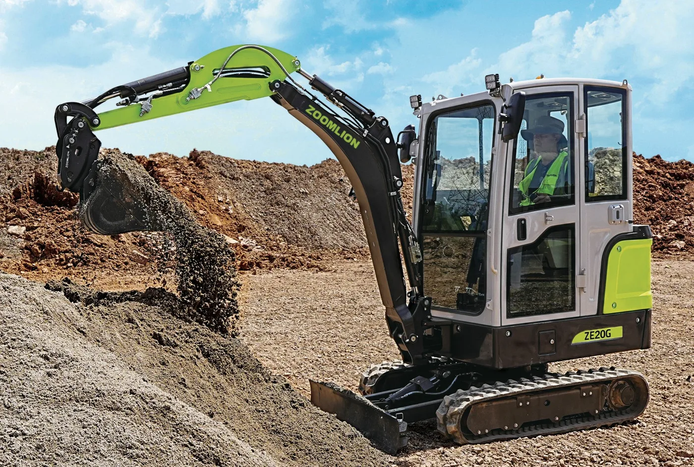 Zoomlion ZE20G mini excavator with cab loading gravel